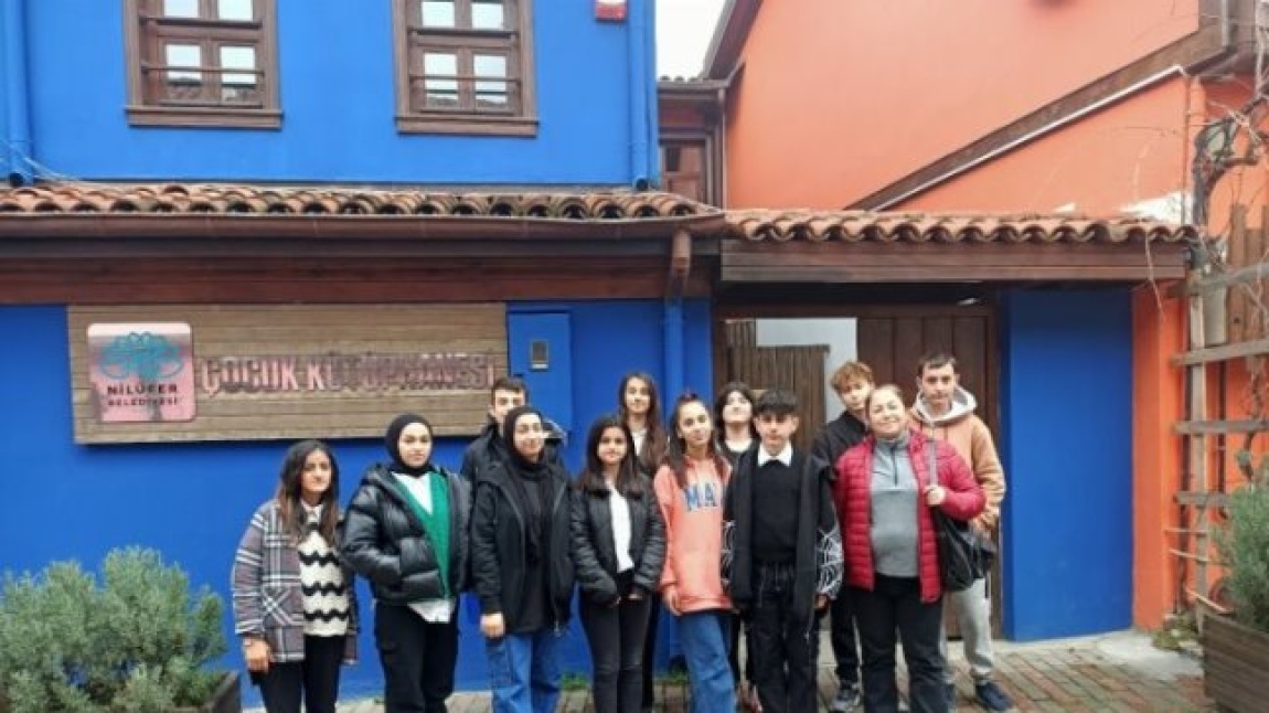Harezmi Eğitim Modeli Kapsamında, Nilüfer Özel Eğitim Meslek Lisesi 9.sınıf öğrencileri Misi Çocuk Kütüphanesi’ne ziyarette bulundu.