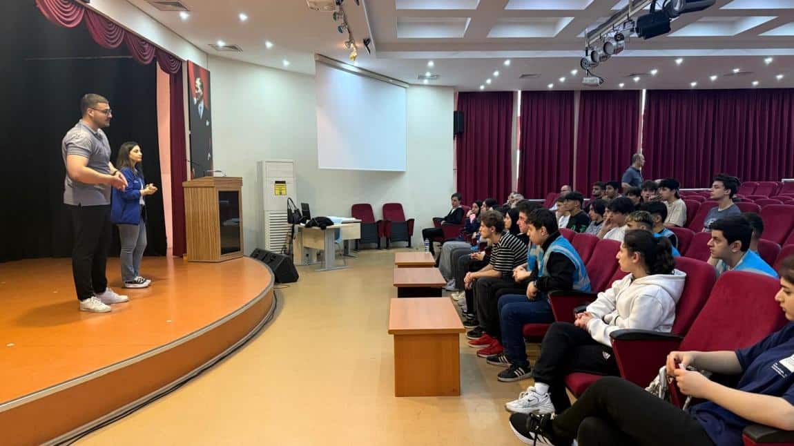 Mezun öğrencilerimizin işi hazır!
